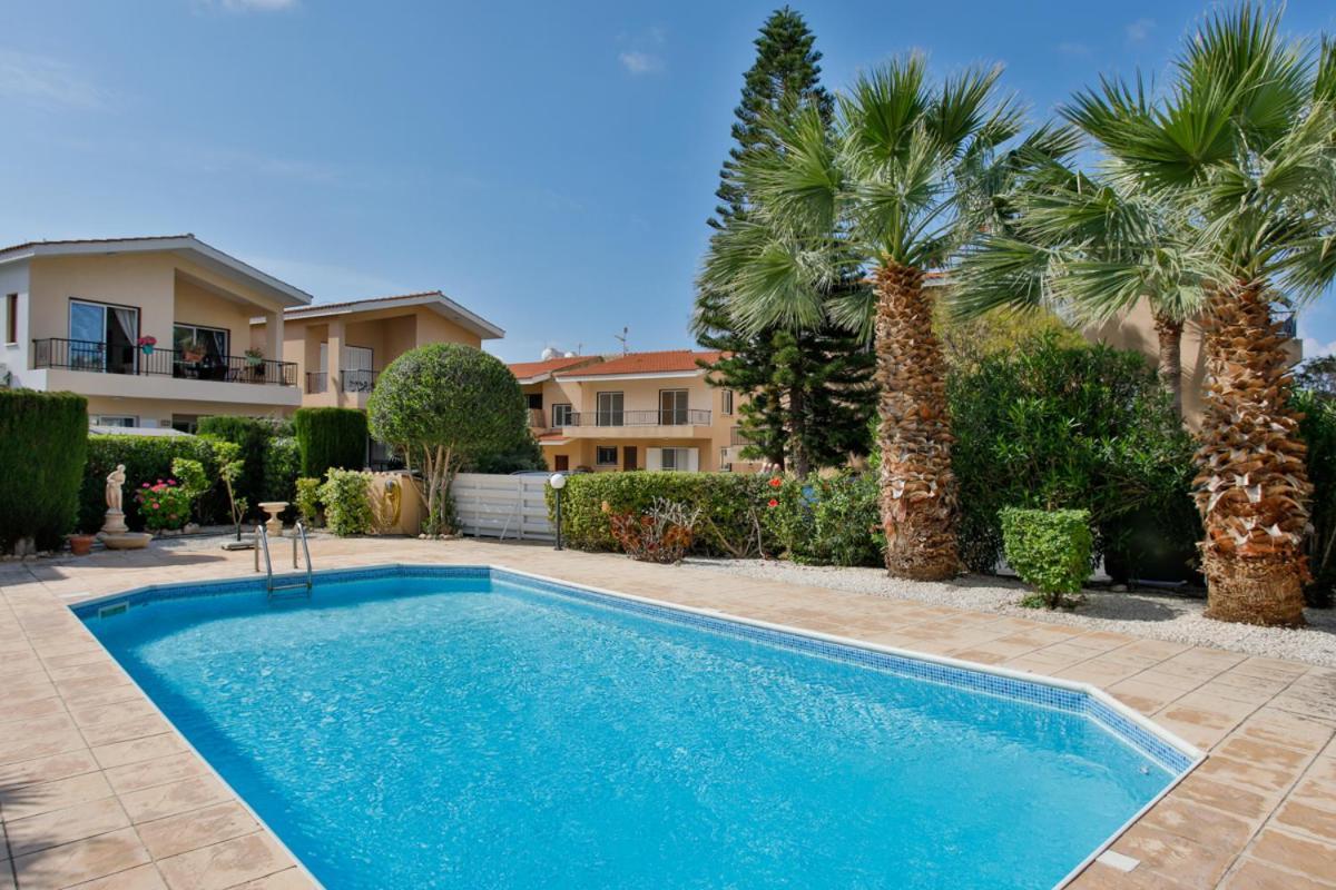 The Marilouize Apartment بييا المظهر الخارجي الصورة
