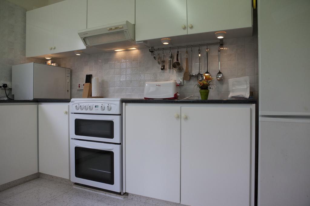 The Marilouize Apartment بييا الغرفة الصورة