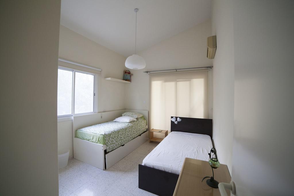 The Marilouize Apartment بييا الغرفة الصورة