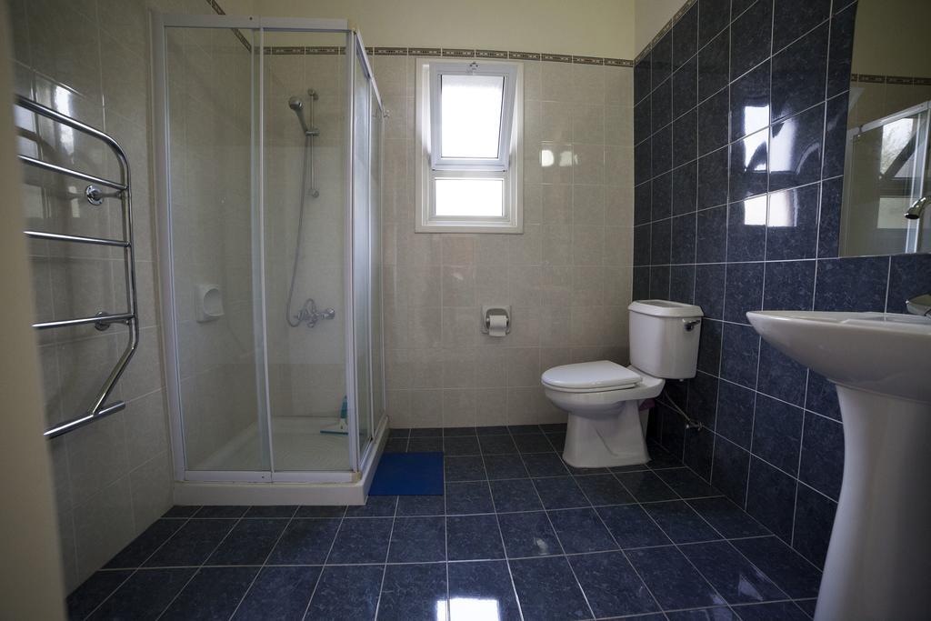 The Marilouize Apartment بييا الغرفة الصورة